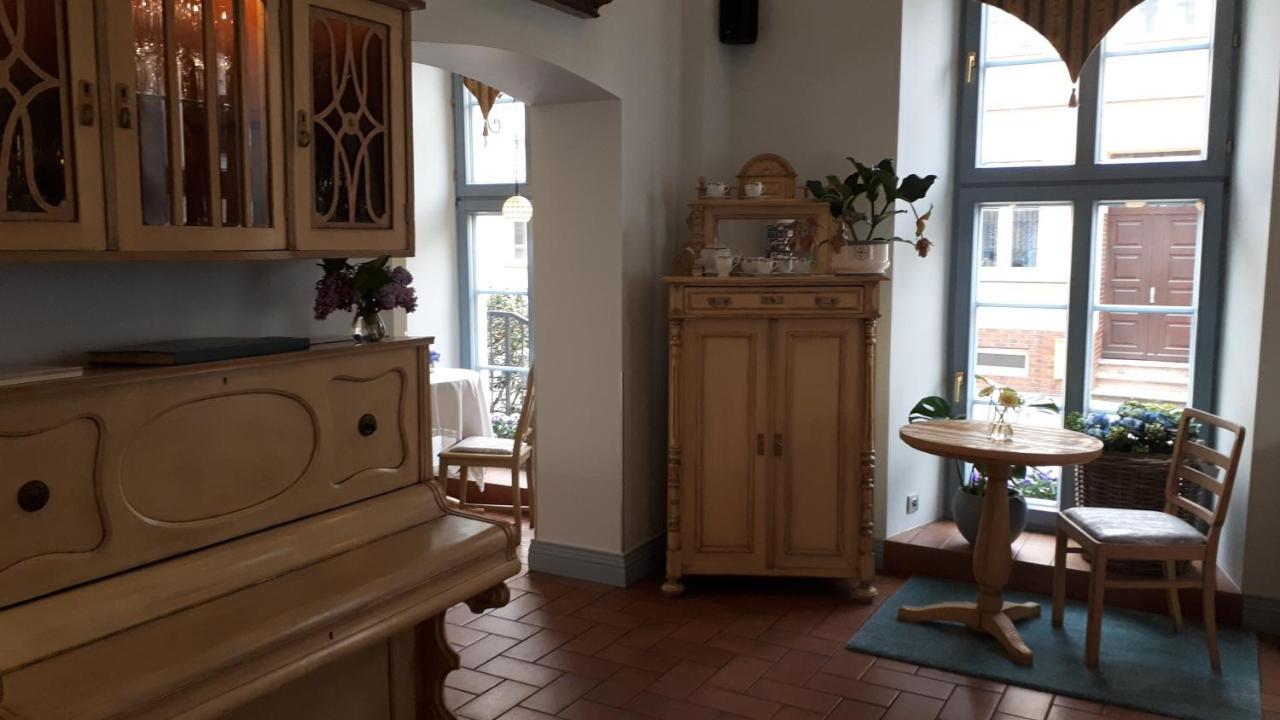 Hotel Marmulowski Вейхерово Екстериор снимка